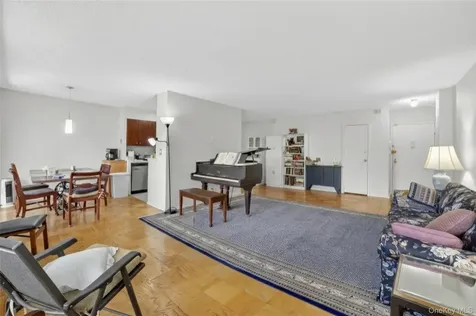 15 Stewart Place White Plains NY 10603