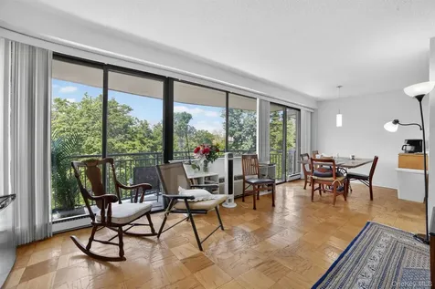 15 Stewart Place White Plains NY 10603