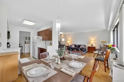 15 Stewart Place White Plains NY 10603