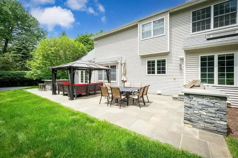 10 Kipps Court Somers NY 10589