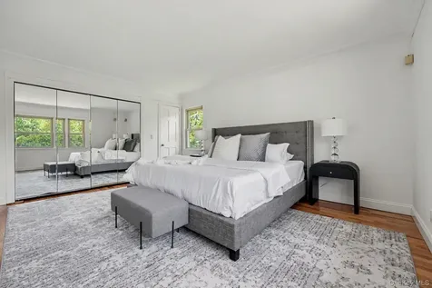 70 Richbell Road White Plains NY 10605