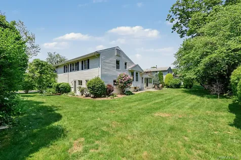 70 Richbell Road White Plains NY 10605