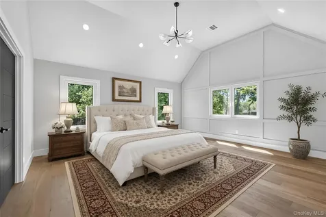 364 Old Farmingdale Road West Babylon NY 11704