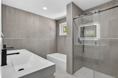364 Old Farmingdale Road West Babylon NY 11704