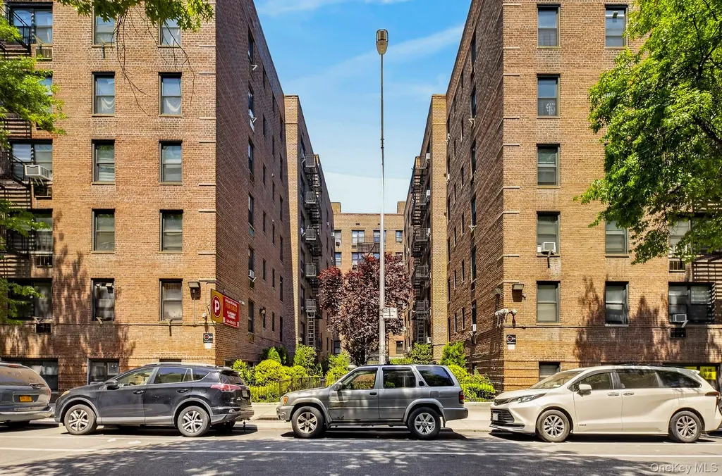 132-35 Sanford Avenue Flushing NY 11355