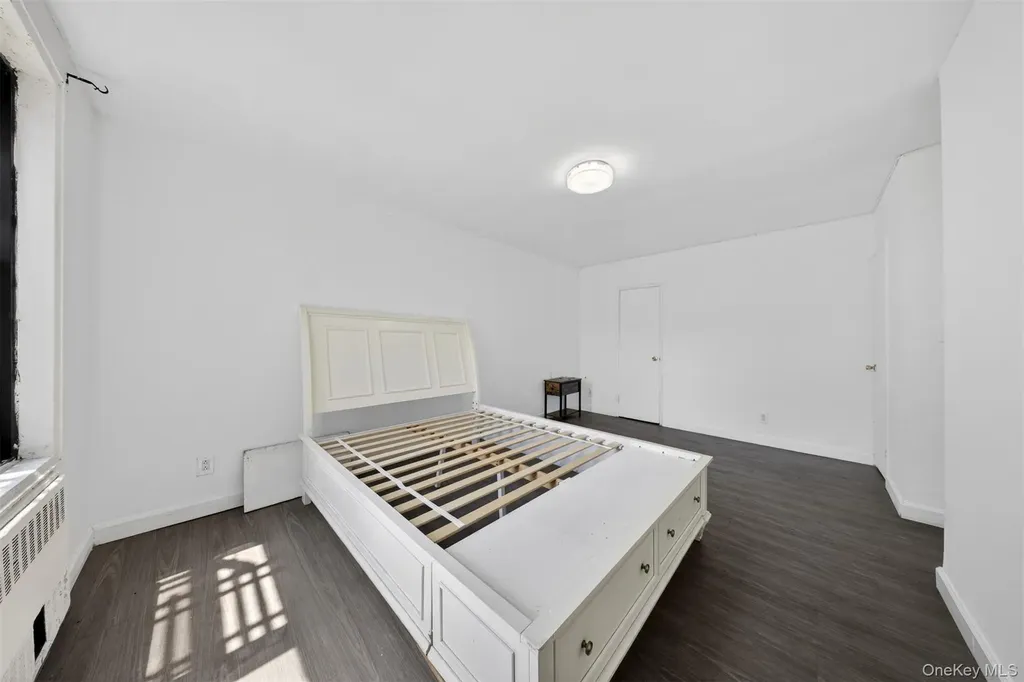 132-35 Sanford Avenue Flushing NY 11355