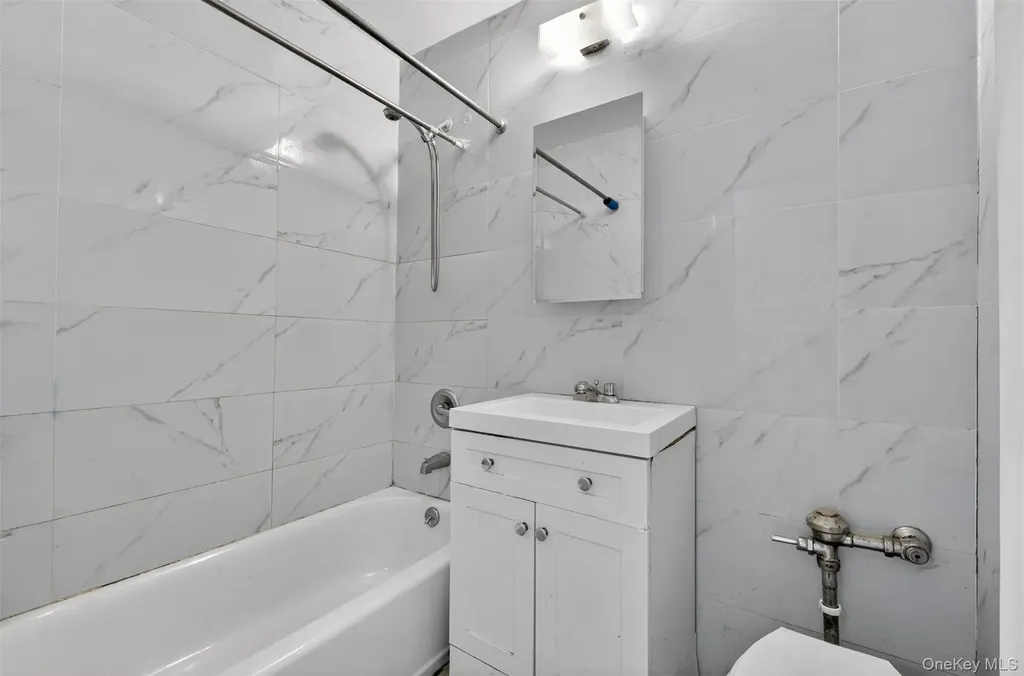 132-35 Sanford Avenue Flushing NY 11355