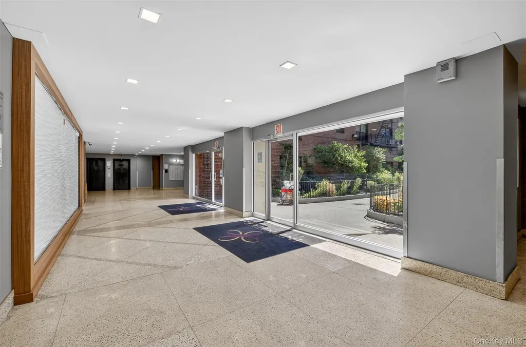 132-35 Sanford Avenue Flushing NY 11355