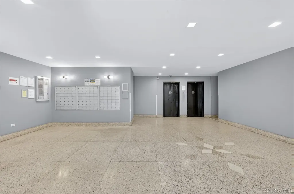 132-35 Sanford Avenue Flushing NY 11355