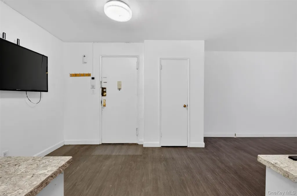 132-35 Sanford Avenue Flushing NY 11355