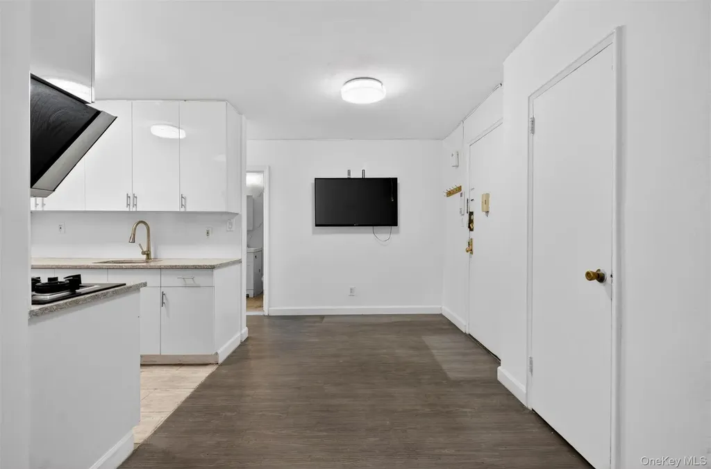 132-35 Sanford Avenue Flushing NY 11355