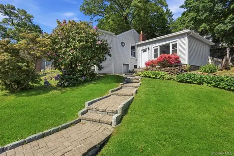 21 Mary Avenue Mahopac NY 10541