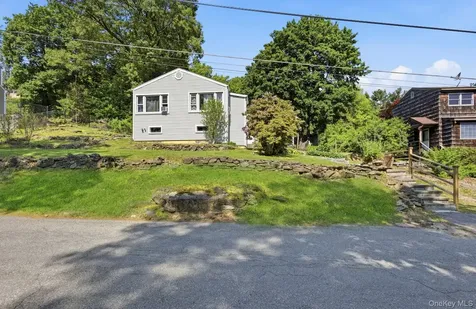 21 Mary Avenue Mahopac NY 10541