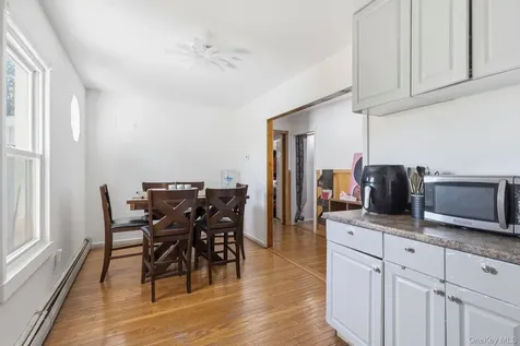 21 Mary Avenue Mahopac NY 10541
