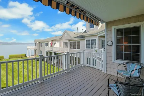 806 Half Moon Bay Drive Croton-on-hudson NY 10520