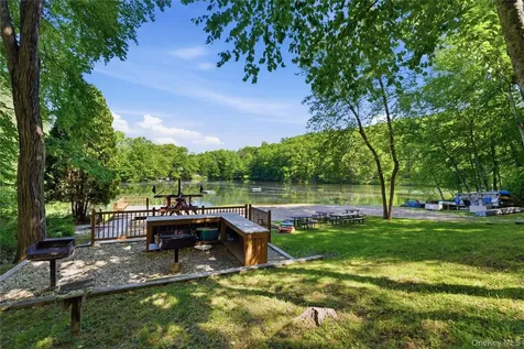 17 Yerkes Road North Salem NY 10560