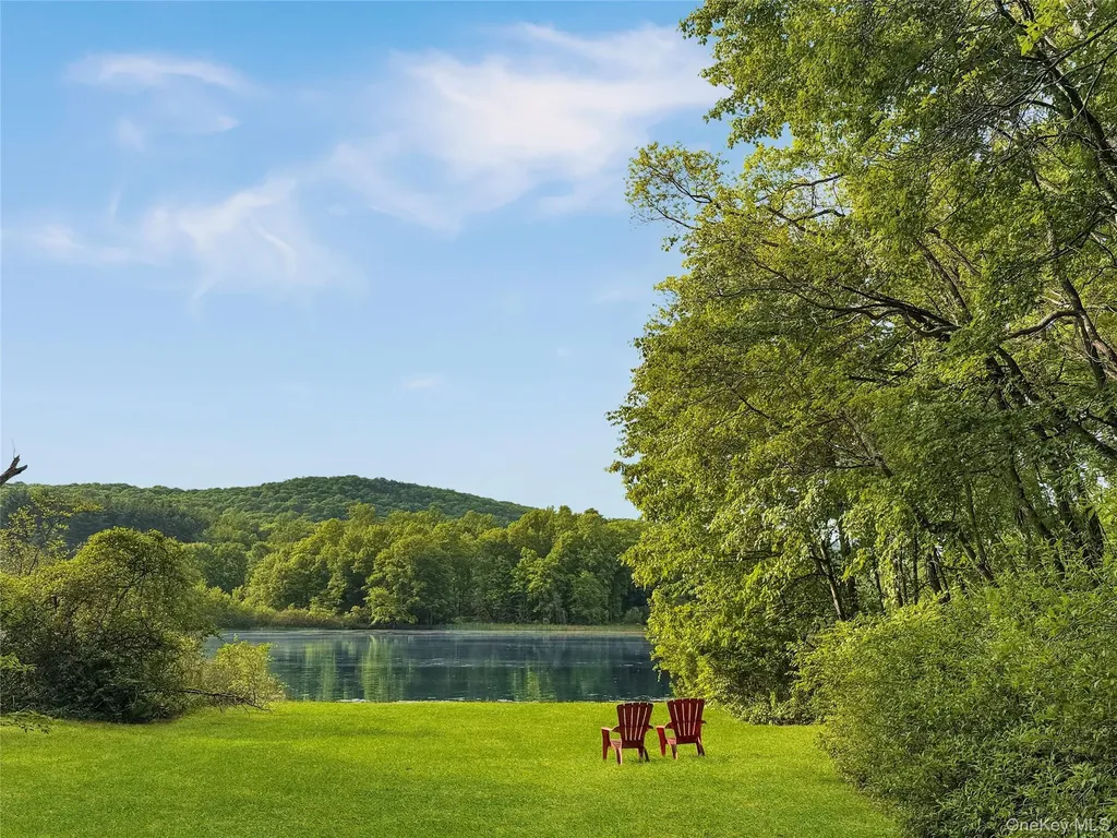 24 Lake Celeste Drive Garrison NY 10524