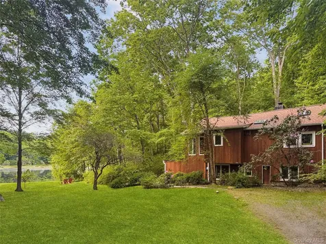 24 Lake Celeste Drive Garrison NY 10524