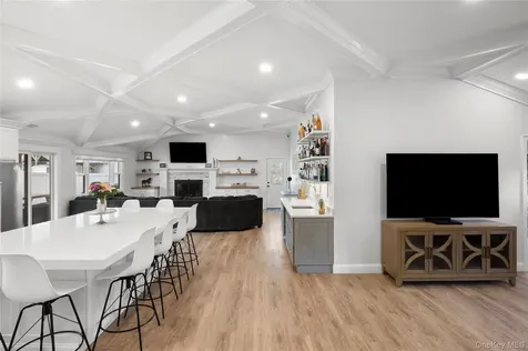 38 Long Meadow Place South Setauket NY 11720