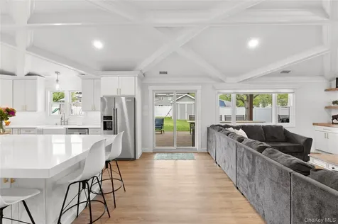 38 Long Meadow Place South Setauket NY 11720