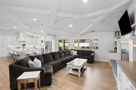 38 Long Meadow Place South Setauket NY 11720