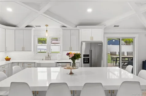 38 Long Meadow Place South Setauket NY 11720