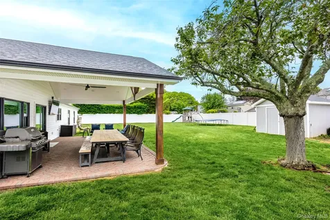 38 Long Meadow Place South Setauket NY 11720