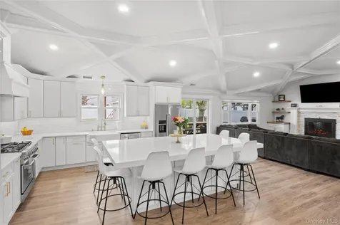 38 Long Meadow Place South Setauket NY 11720