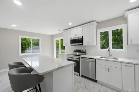 4 Evans Street Coram NY 11727