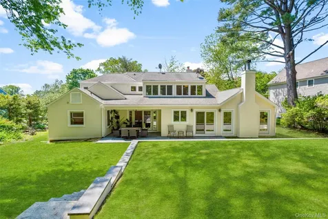233 Evandale Road Scarsdale NY 10583