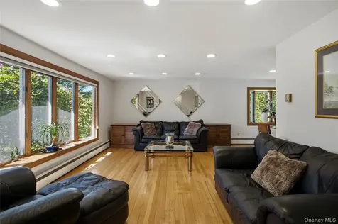 32 Meadow Ridge Road Brewster NY 10509