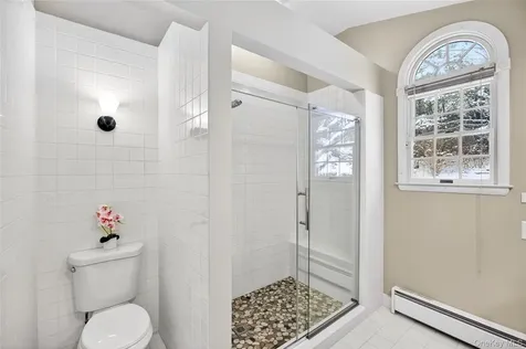 6 Raven Way Pleasantville NY 10570