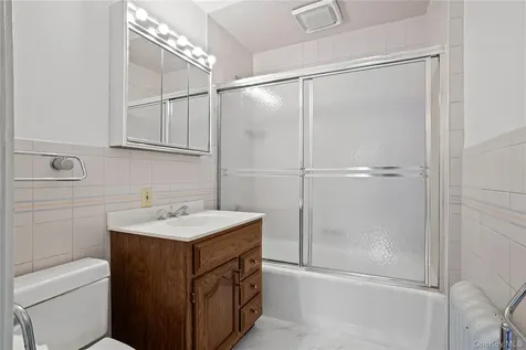 6 Raven Way Pleasantville NY 10570
