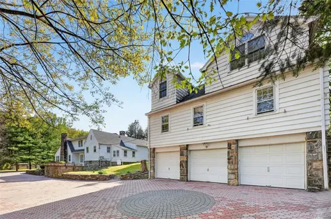 6 Raven Way Pleasantville NY 10570