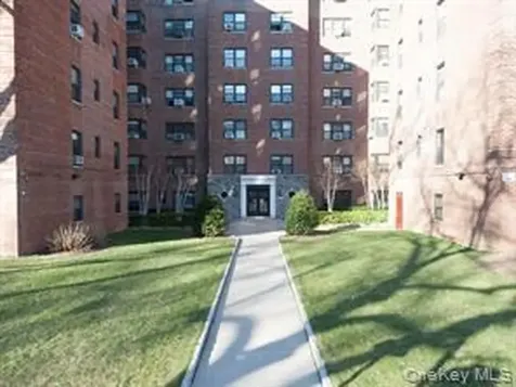 465 E Lincoln Avenue Mount Vernon NY 10552