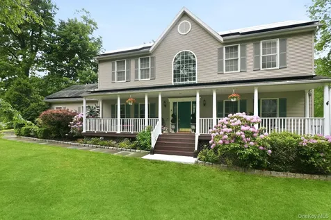 1 Donahue Court Buchanan NY 10511