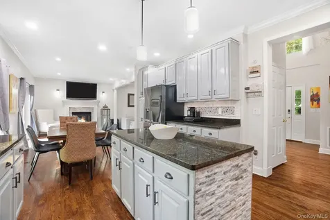1 Donahue Court Buchanan NY 10511