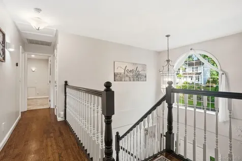 1 Donahue Court Buchanan NY 10511