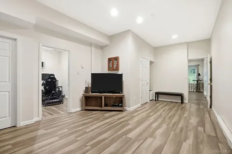 1 Donahue Court Buchanan NY 10511