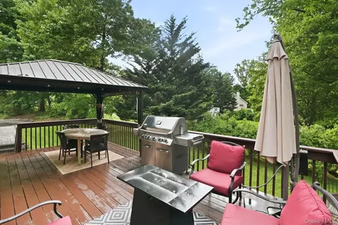 1 Donahue Court Buchanan NY 10511