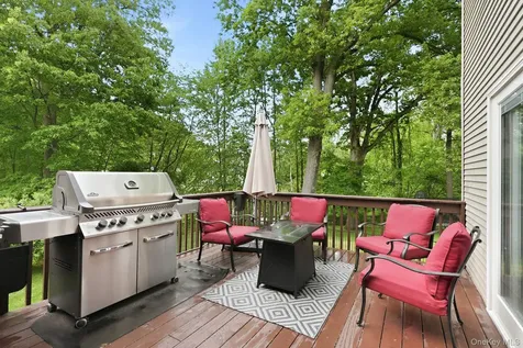 1 Donahue Court Buchanan NY 10511