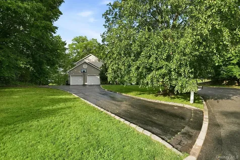 1 Donahue Court Buchanan NY 10511