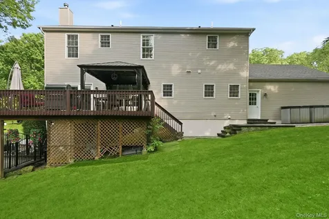1 Donahue Court Buchanan NY 10511