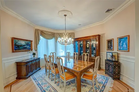 265 Asharoken Avenue Northport NY 11768
