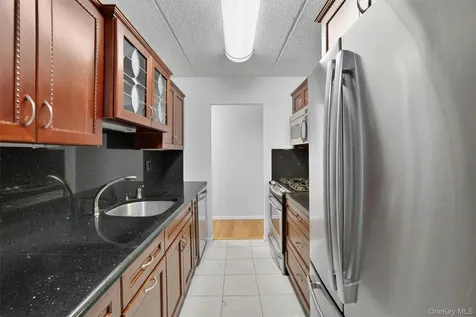 4 Consulate Drive Tuckahoe NY 10707