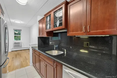 4 Consulate Drive Tuckahoe NY 10707