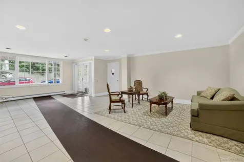 4 Consulate Drive Tuckahoe NY 10707