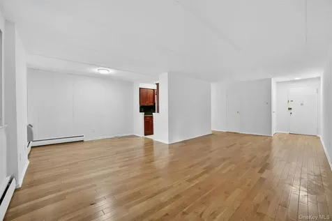 4 Consulate Drive Tuckahoe NY 10707