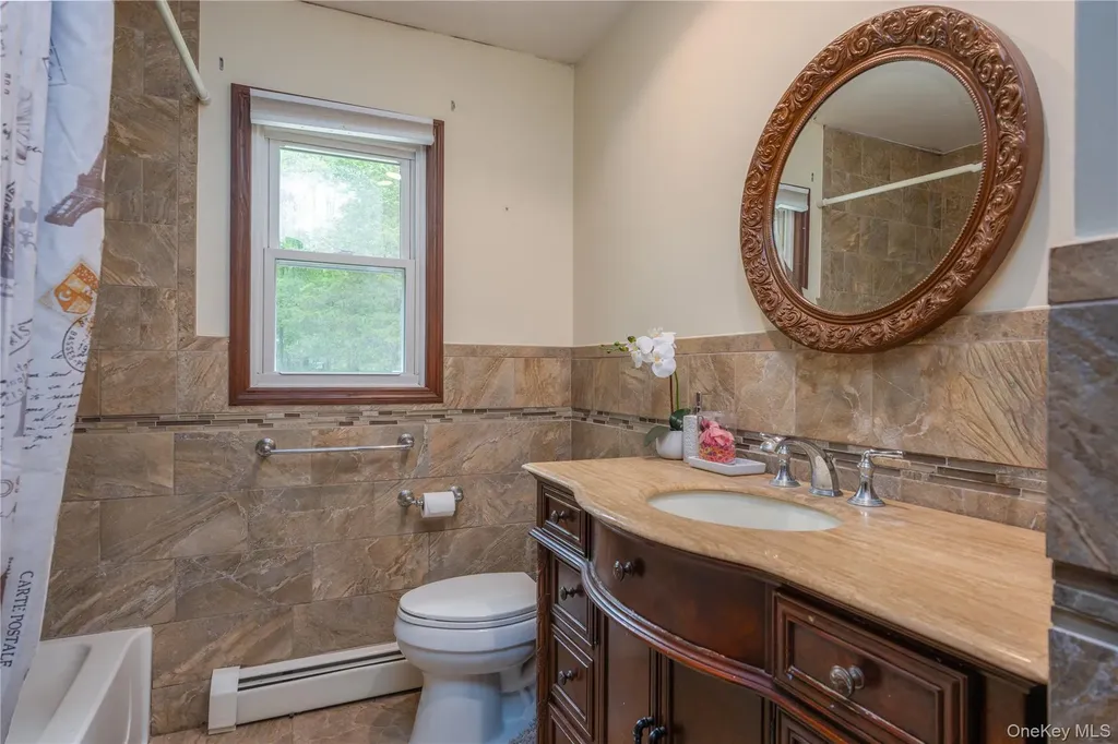 62 Barnes Road Washingtonville NY 10992
