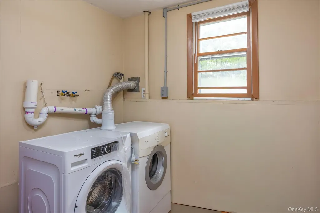 62 Barnes Road Washingtonville NY 10992